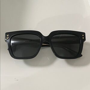 Gucci Black Oversized Sunglasses